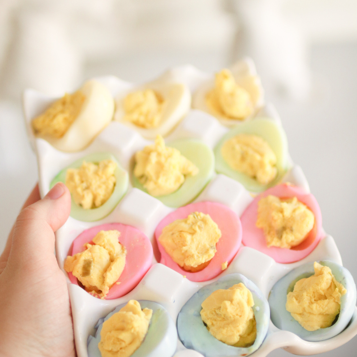 how to dye deviled eggs