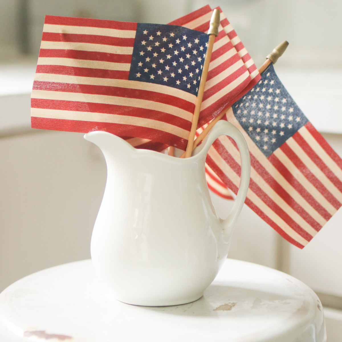 Fourth of July vintage decor